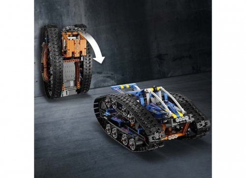 Vehicul de transformare controlat cu aplicatia 42140 LEGO Technic