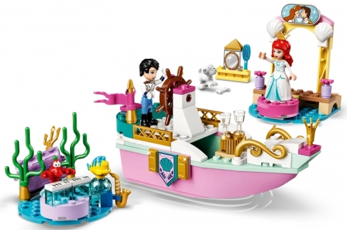 Barcuta de sarbatoare a lui Ariel 43191 LEGO Disney Princess 