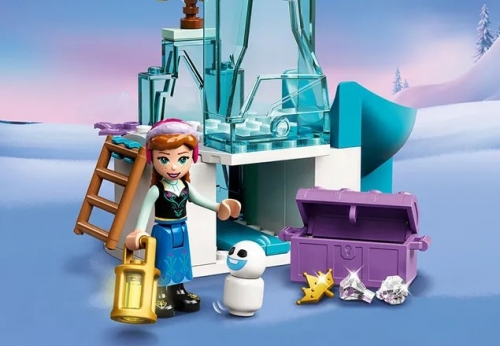 Anna si Elsa in Regatul Inghetat 43194 LEGO Disney