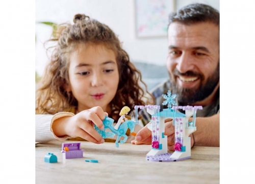 Grajdul de gheata al lui Elsa si Nokk 43209 LEGO Disney Frozen