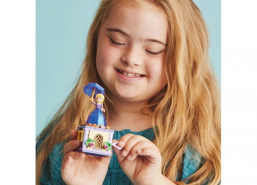 Rapunzel facand piruete 43214 LEGO Disney 