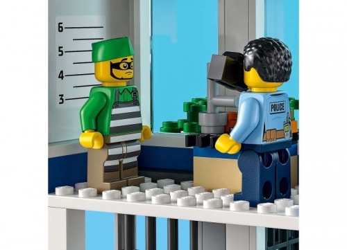 Sectia de politie 60316 LEGO City 
