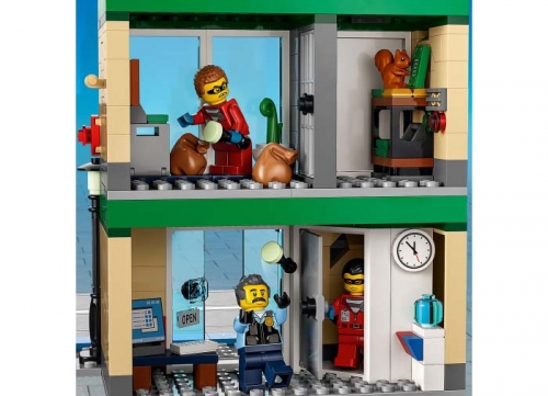 Politia in urmarire la banca 60317 LEGO City 