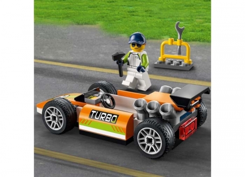 Masina de curse 60322 LEGO City 