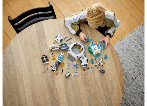 Baza stiintifica de pe Luna 60350 LEGO City 
