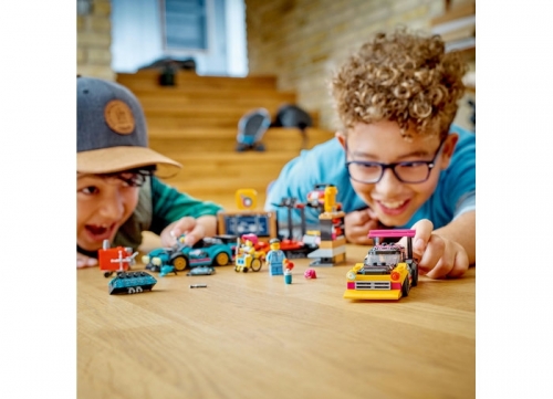 Service pentru personalizarea masinilor 60389 LEGO City 