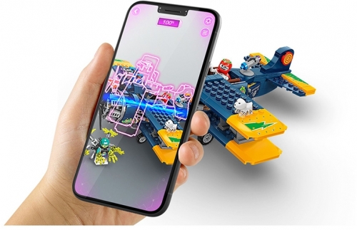 Avionul de cascadorii al lui El Fuego 70429 LEGO Hidden Side