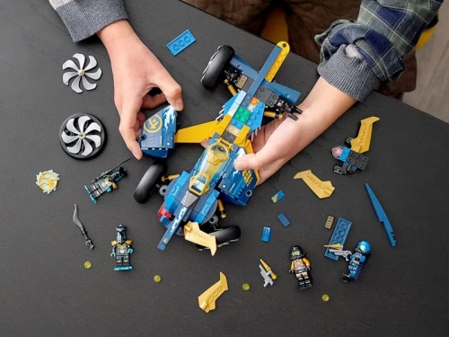 Bolidul subacvatic 71752 LEGO Ninjago 