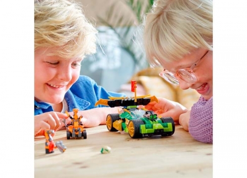 Masina de curse EVO a lui Lloyd 71763 LEGO Ninjago 