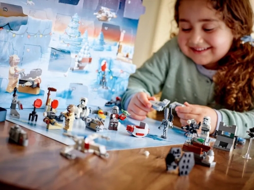Calendar de Craciun 75307 LEGO Star Wars 
