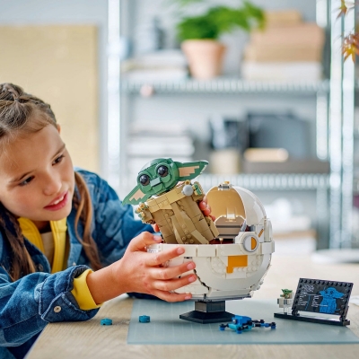Grogu™ cu landoul planor 75403 LEGO Star Wars