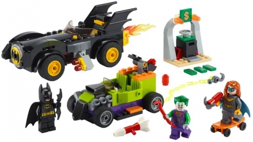 Batman contra The Joker: Urmarirea cu Batmobile-ul 76180 LEGO Super Heroes DC 