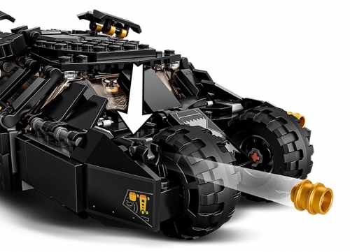 Batmobil Tumbler confruntarea cu Scarecrow 76239 LEGO DC Super Heroes 