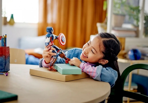 Figurina de constructie Captain America 76258 LEGO Marvel