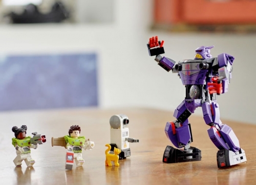 Batalia cu Zurg 76831 LEGO Disney Lightyear