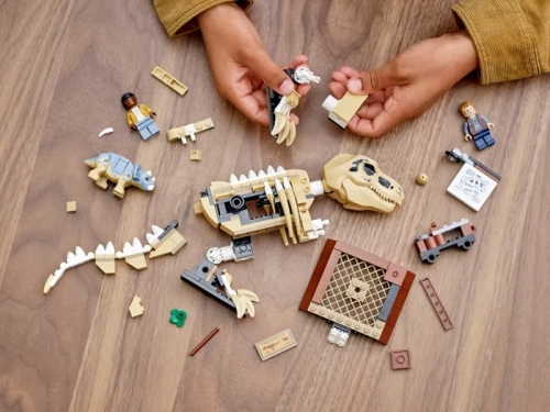 Expozitia fosilei dinozaurului T-Rex 76940 LEGO Jurassic World 