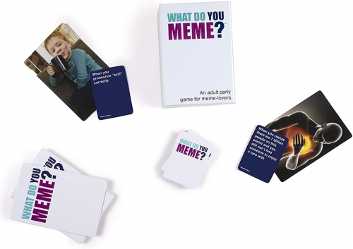 Joc de carti What do you meme? jocul de baza