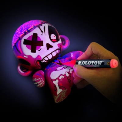 Marker caligrafic, varf tip pensula, 1 mm, UV-Fluorescent Basic, 6 culori/set Molotow 