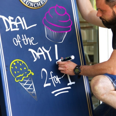 Marker creta lichida, varf tesit, 4-8 mm, Chalk Marker Neon, 6 culori/set Molotow