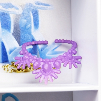 Papusa cu dulap si accesorii Barbie