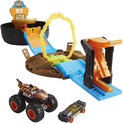 Set de joaca - pista cu obstacole Hot Wheels