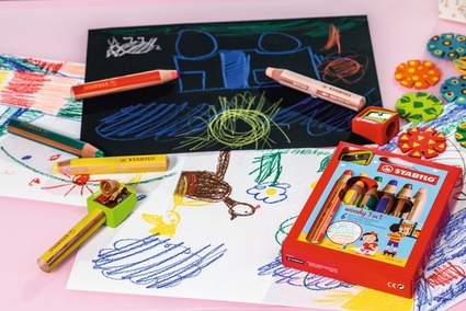 Creioane colorate  3 in 1 Woody 18 culori/set + ascutitoare si pensula Stabilo