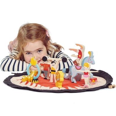 Set de joaca Sacul cu povesti de la circ din lemn premium, 16 piese, Tender Leaf Toys 