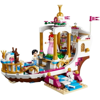 Ambarcatiunea regala a lui Ariel 41153 LEGO Disney Princess