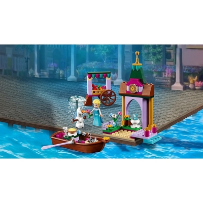 Aventura Elsei la piata 41155 LEGO Disney Princess