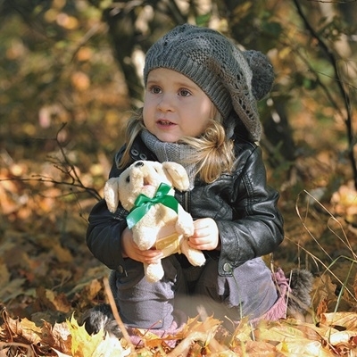 Calendar cu imagini Kids, 31.5 x 48 cm, 12 file, 2027