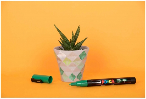 Marker cu vopsea Posca PC-3M, varf 0.9-1.3 mm, culori pastel, 8 culori/set