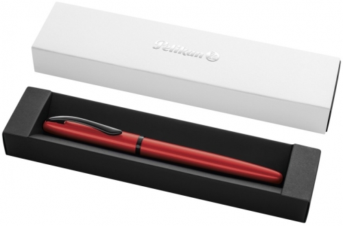 Roller Jazz Noble Elegance Red, 1 rezerva roller Pelikan 338 inclusa, cerneala albastra corectabila, varf M, in cutie pentru cadou