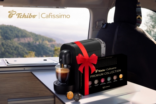 Espressor capsule Tchibo Cafissimo Now Red + set capsule cafea Tchibo Premium Collection 6 cutii/set