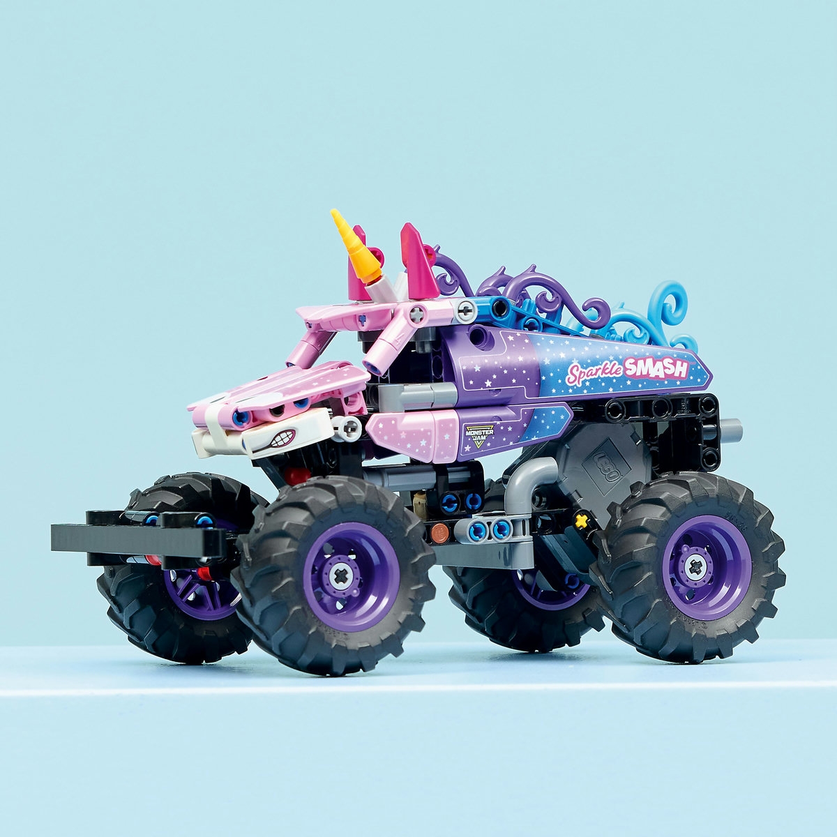 Monster Jam Sparkle Smash cu motor cu arc 42220 LEGO Technic - BNB