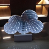 Decoratiune Luminoasa cu baterii/usb, model Norisor, 20 cm 