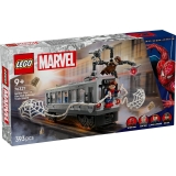 Lupta de pe acoperisul trenului dintre Omul-Paianjen si Doc Ock 76321 LEGO Marvel Super Heroes